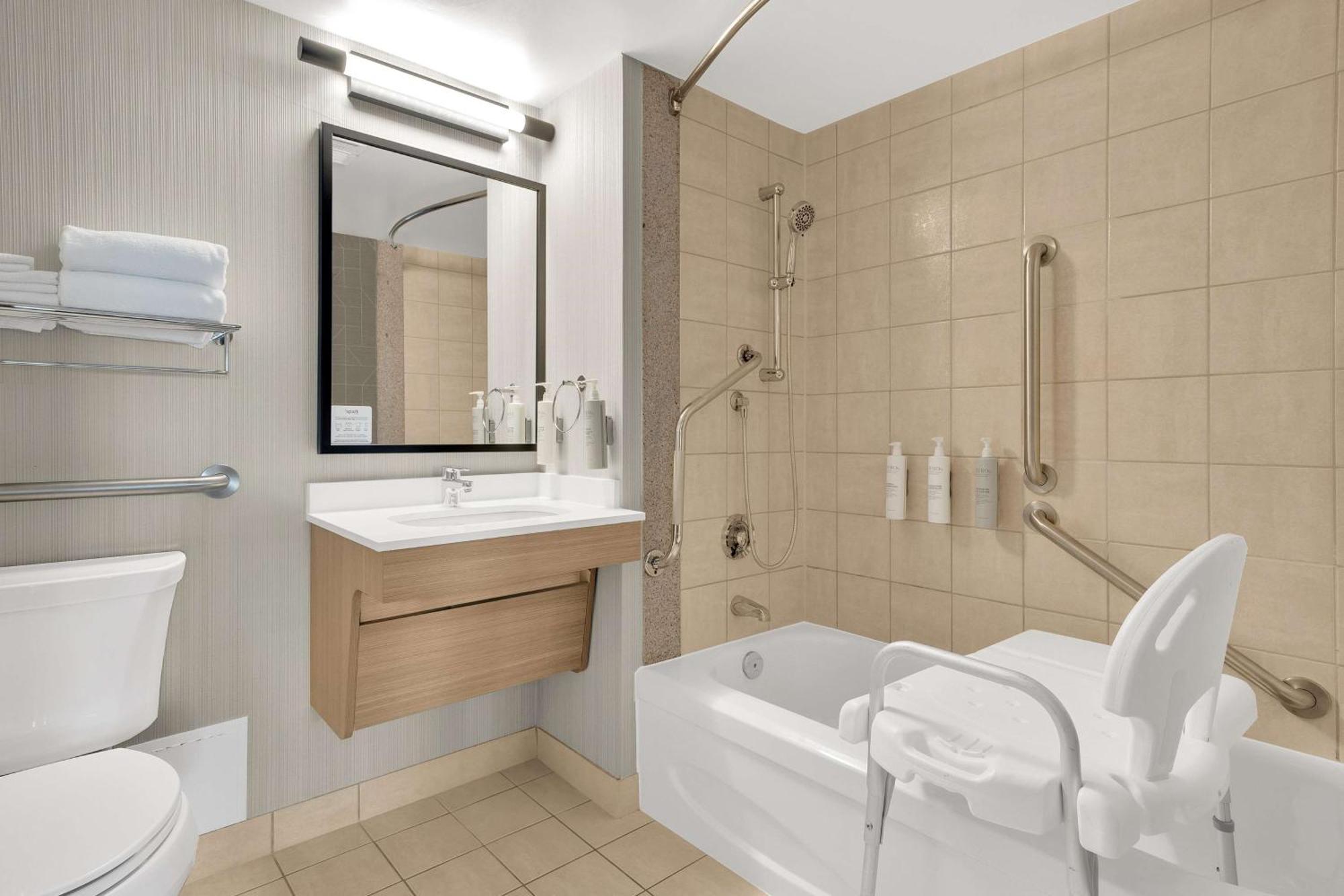 Spark By Hilton Toronto Markham Exterior photo