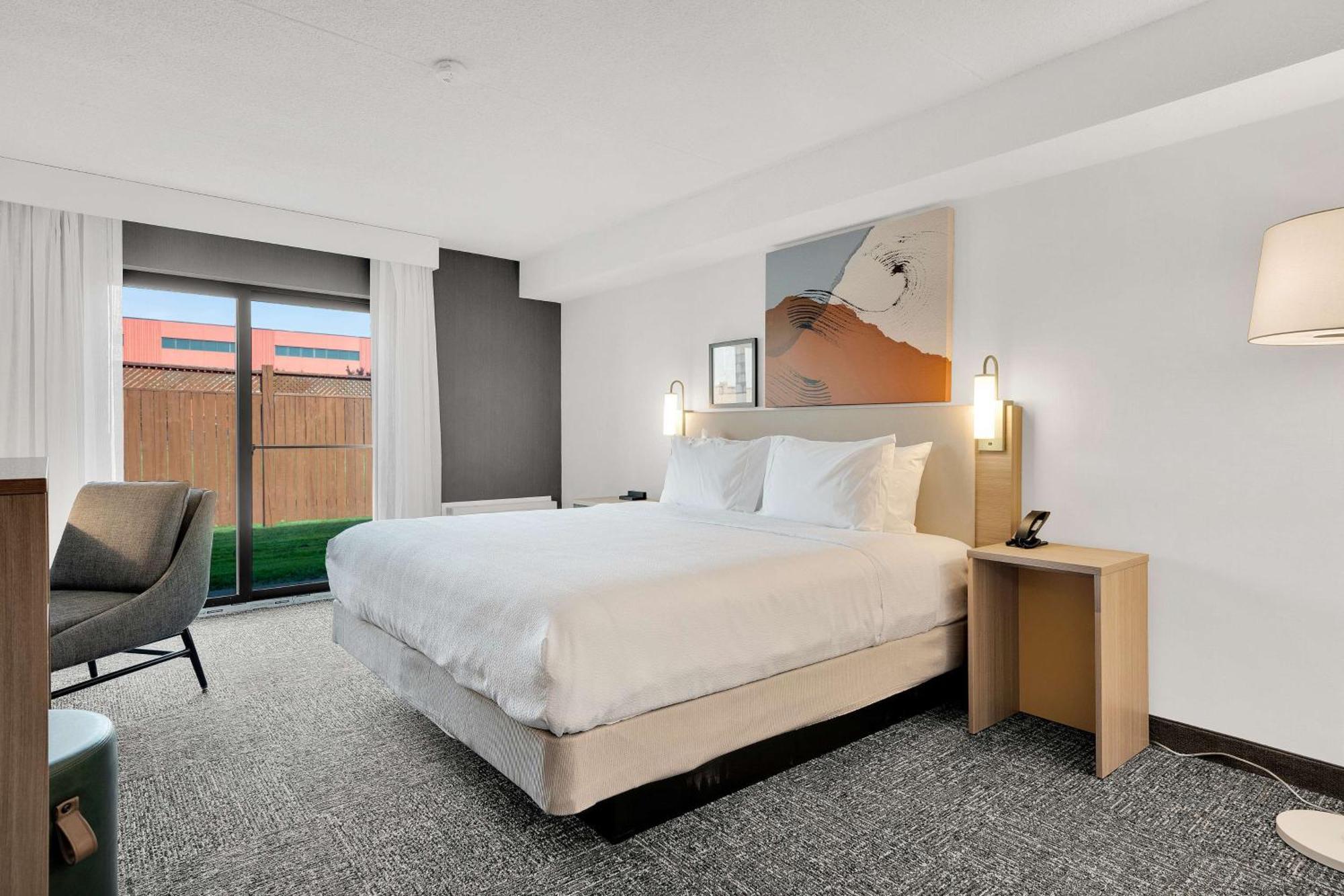 Spark By Hilton Toronto Markham Exterior photo