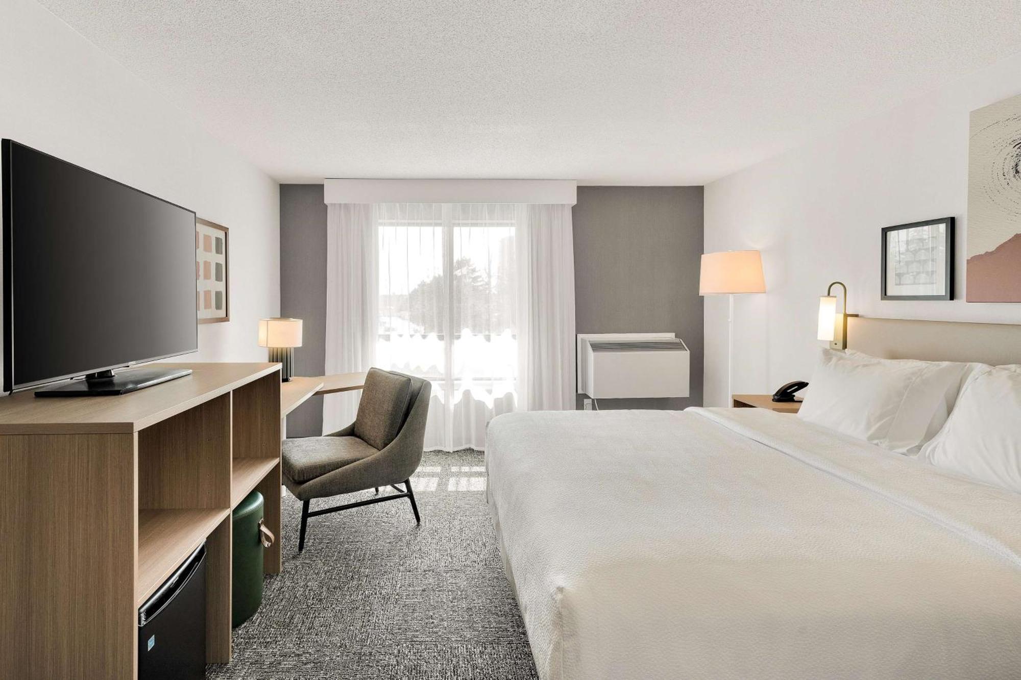 Spark By Hilton Toronto Markham Exterior photo